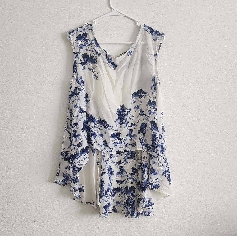 The Odells White & Blue Bird Floral Silk High-low Blouse Size Medium